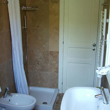 فندق مبيت وإفطار Altrocanto 3*