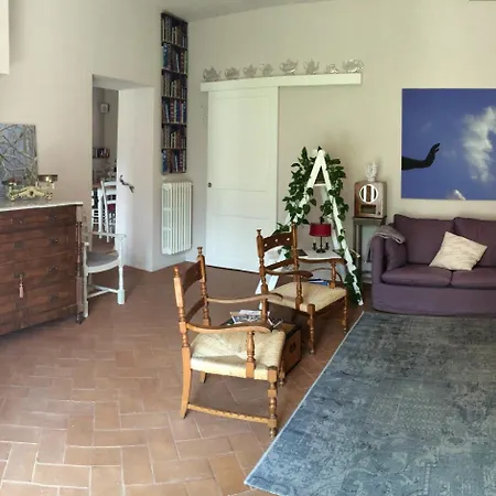 فندق مبيت وإفطار Altrocanto 3*