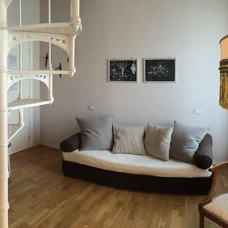 فندق مبيت وإفطار Altrocanto Farindola