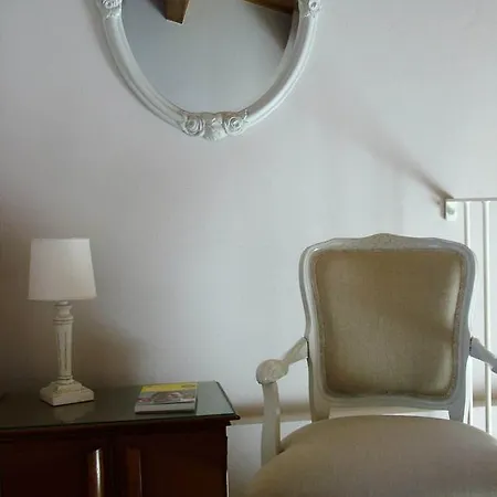 فندق مبيت وإفطار Altrocanto 3*